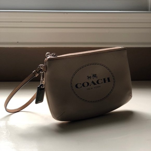 Coach Crimson Horse and Carriage NY Logo Wristlets - Picture 1 of 7